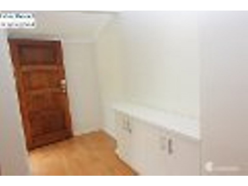 33 Gray Avenue, Corinda QLD 4075