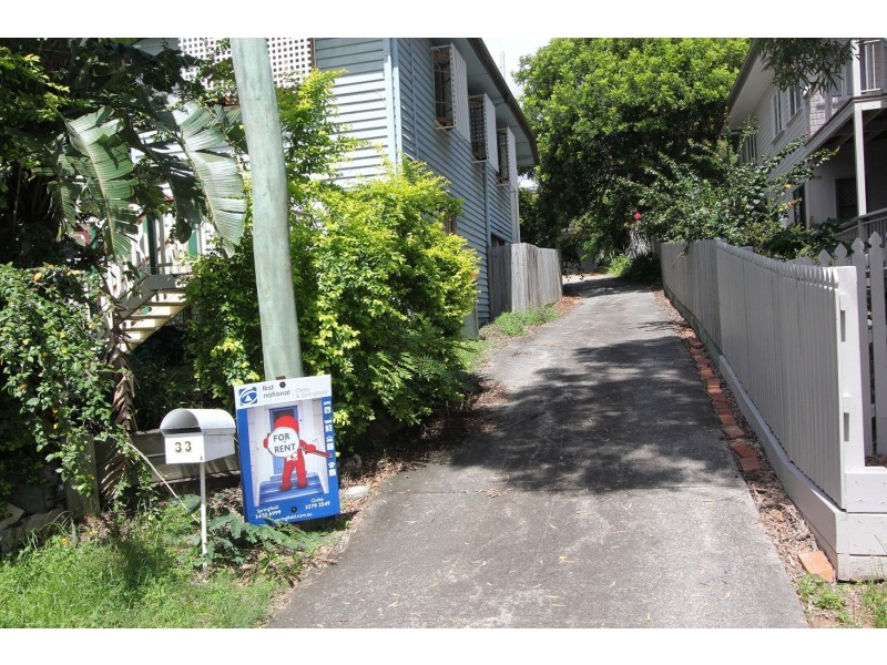 33 Gray Avenue, Corinda QLD 4075