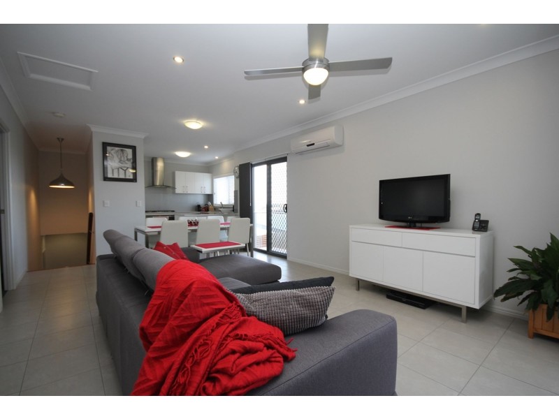 4 McGregor Place, Springfield Lakes QLD 4300