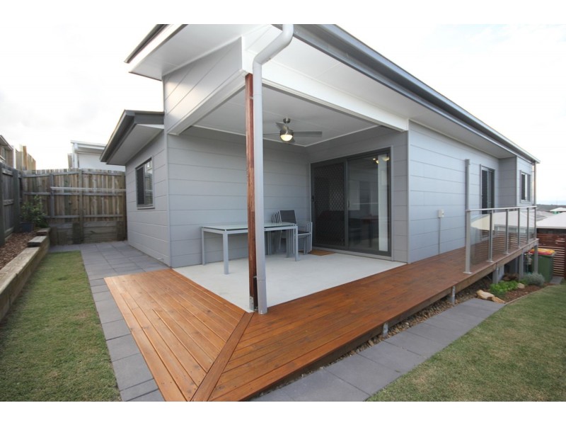 4 McGregor Place, Springfield Lakes QLD 4300