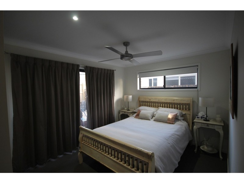 36 Daydream Crescent, Springfield Lakes QLD 4300