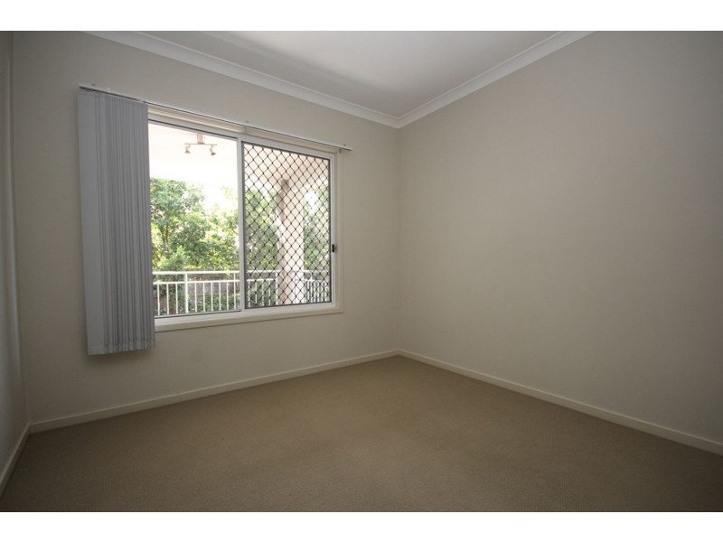 11 Escarpment Drive, Springfield QLD 4300
