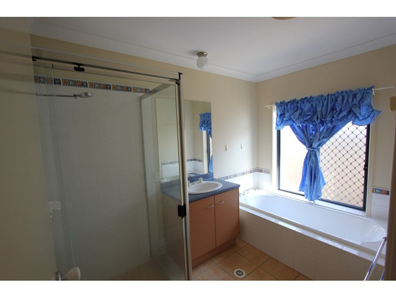 3 Treeline Place, Durack QLD 4077