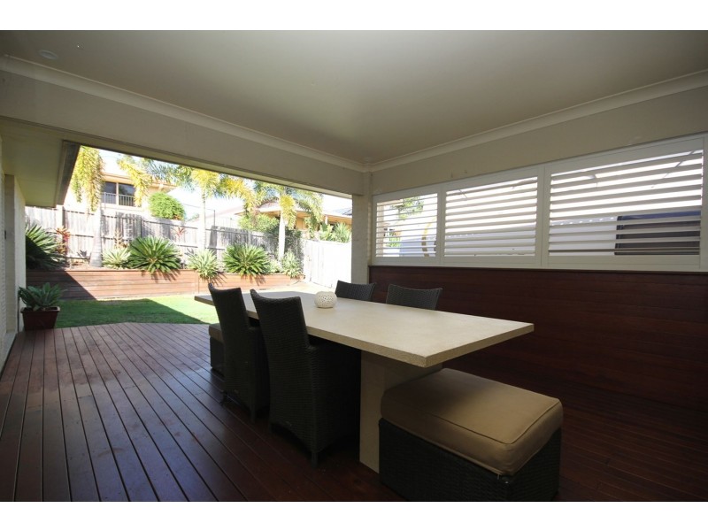 6 Dew Close, Springfield Lakes QLD 4300