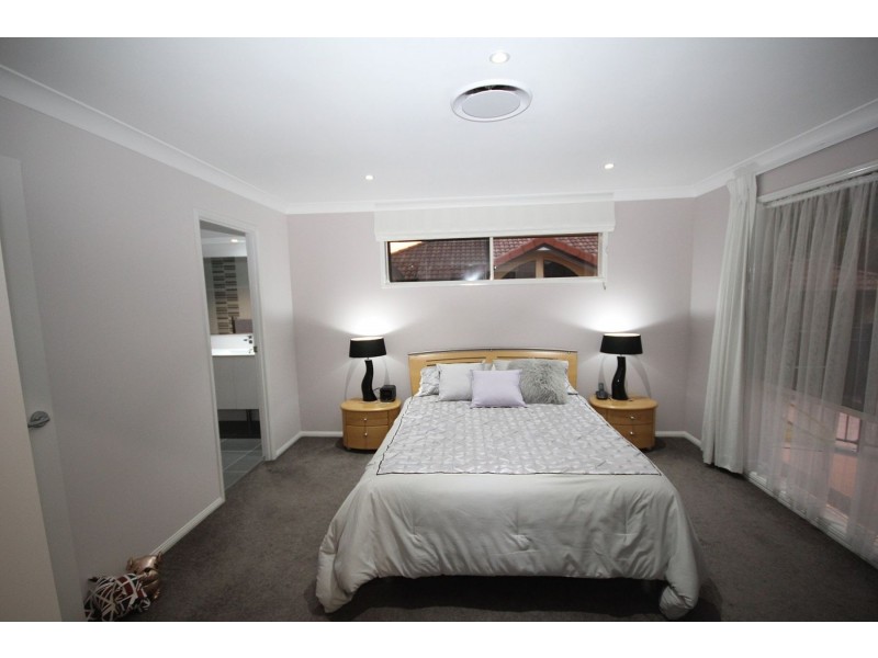 32 Dulwich Place, Forest Lake QLD 4078