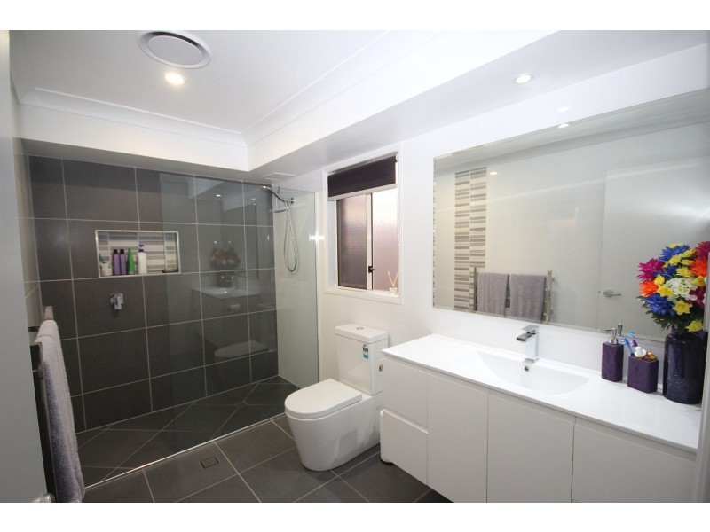 32 Dulwich Place, Forest Lake QLD 4078