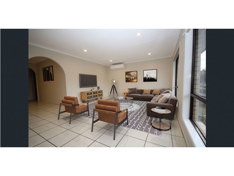 15 McInnerney Street, Collingwood Park QLD 4301