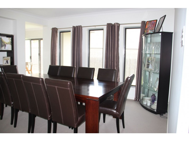 3 Davidshone Close, Doolandella QLD 4077