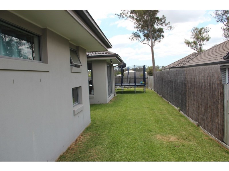 3 Davidshone Close, Doolandella QLD 4077