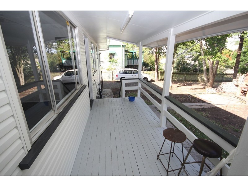 6 Stuart Street, Goodna QLD 4300