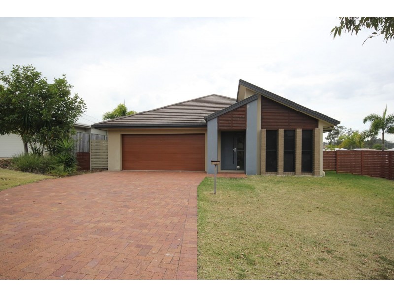 12 Finnigan Street, Augustine Heights QLD 4300