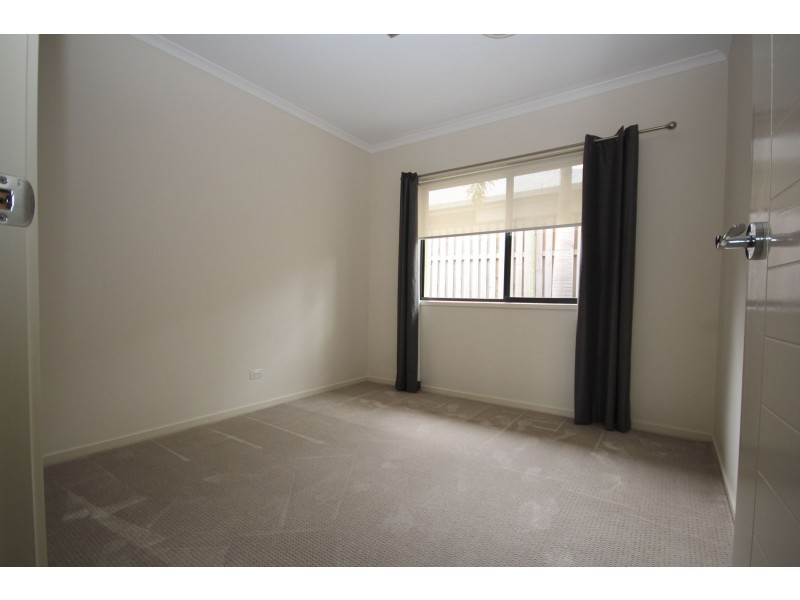 12 Finnigan Street, Augustine Heights QLD 4300