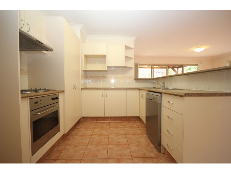 25 Starr Street, Forest Lake QLD 4078