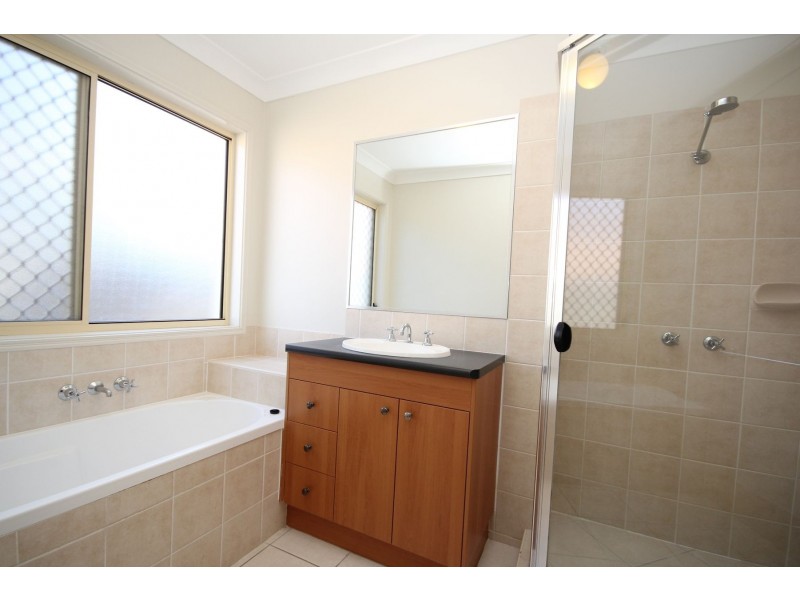 99 James Josey Avenue, Springfield Lakes QLD 4300
