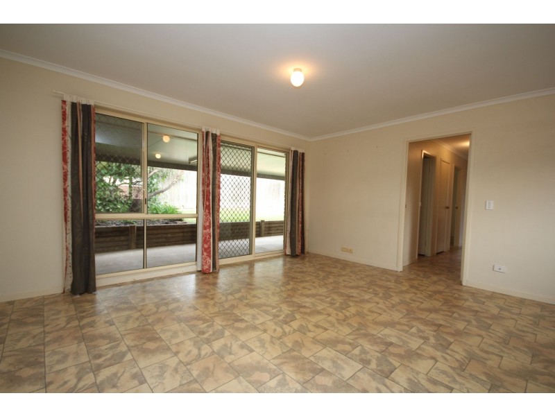 20 Whitlam Drive, Collingwood Park QLD 4301