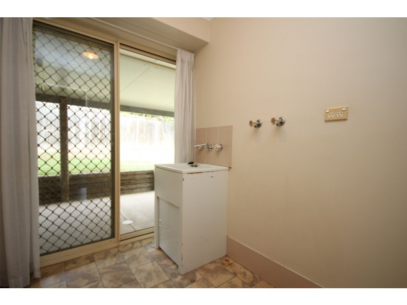 20 Whitlam Drive, Collingwood Park QLD 4301