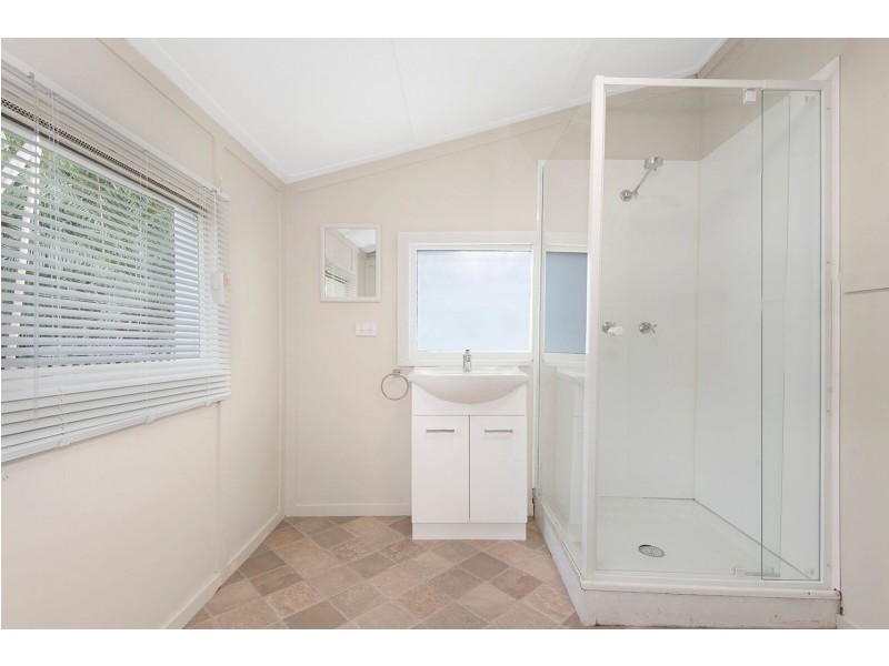 1/4 Flint Street, North Ipswich QLD 4305