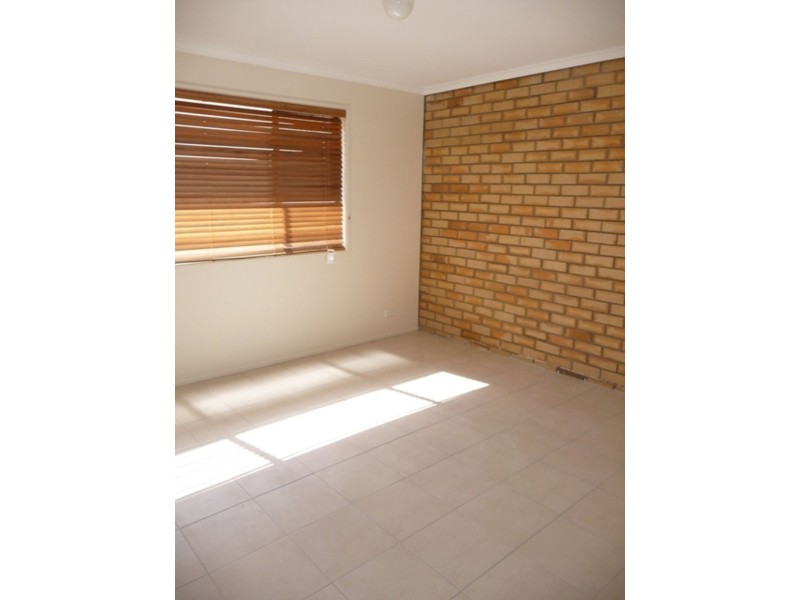 1/244 Redbank Plains Road, Bellbird Park QLD 4300