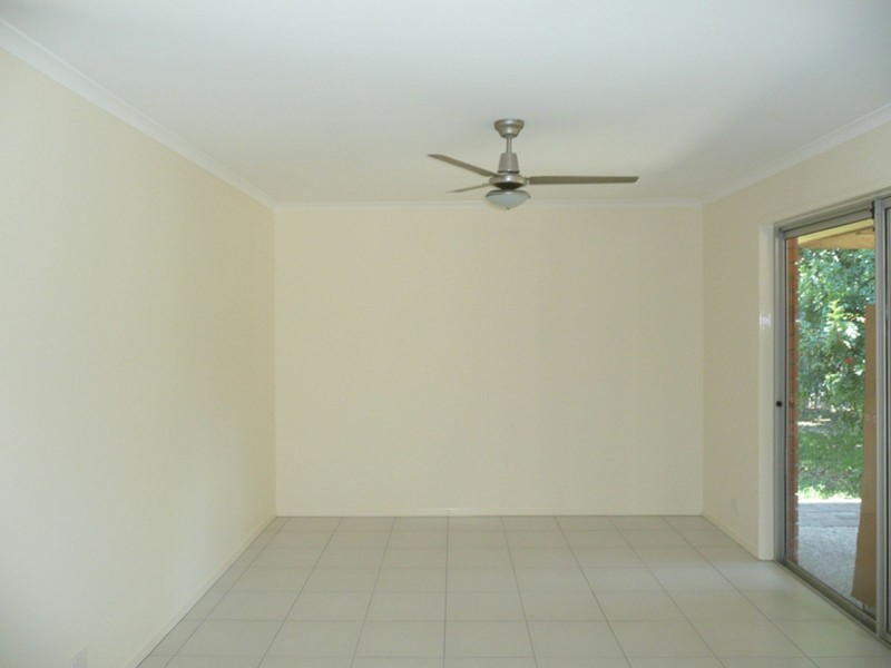 18 Thornburgh Street, Oxley QLD 4075