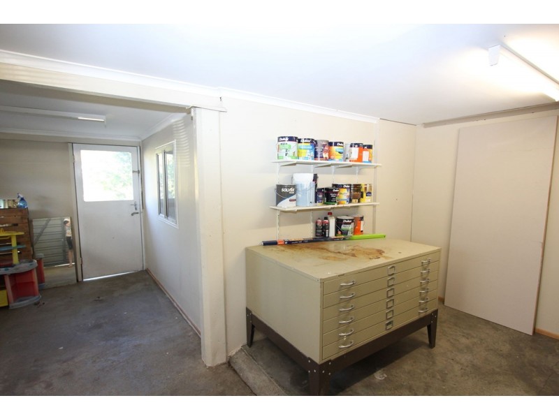 33 Stephenson Street, Oxley QLD 4075