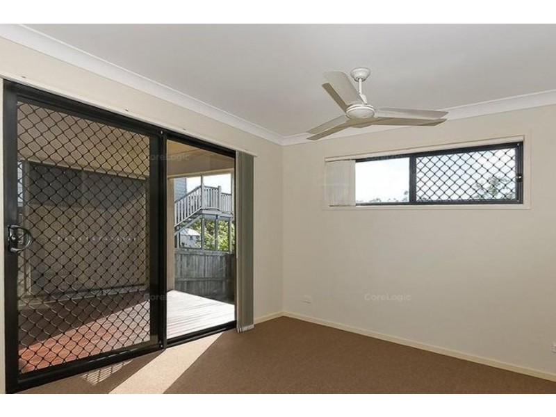 52 Lakes Entrance Drive, Springfield Lakes QLD 4300