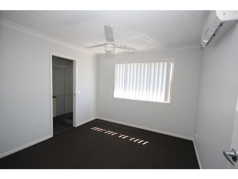 34 Norfolk Street, Springfield Lakes QLD 4300