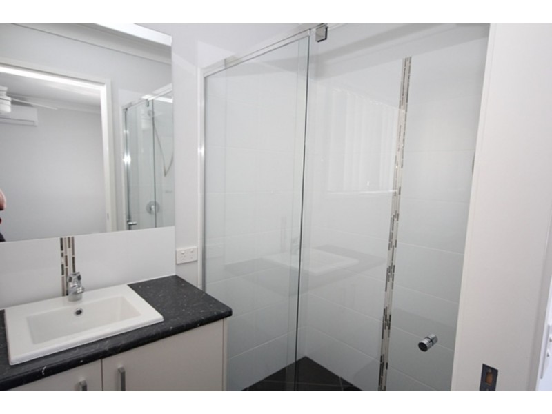 34 Norfolk Street, Springfield Lakes QLD 4300