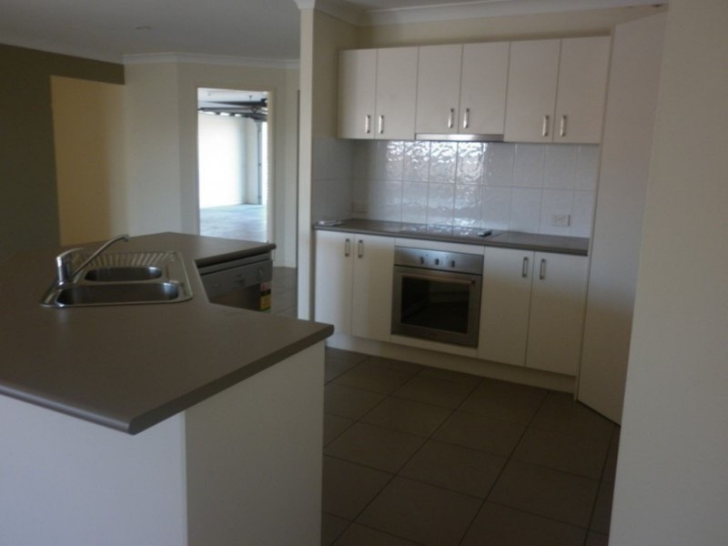 128 Edwards Street, Raceview QLD 4305