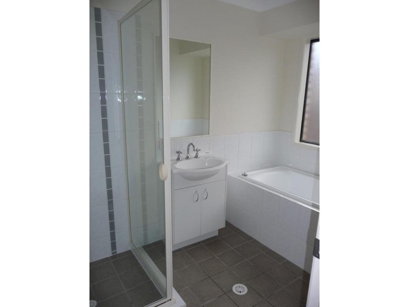 128 Edwards Street, Raceview QLD 4305