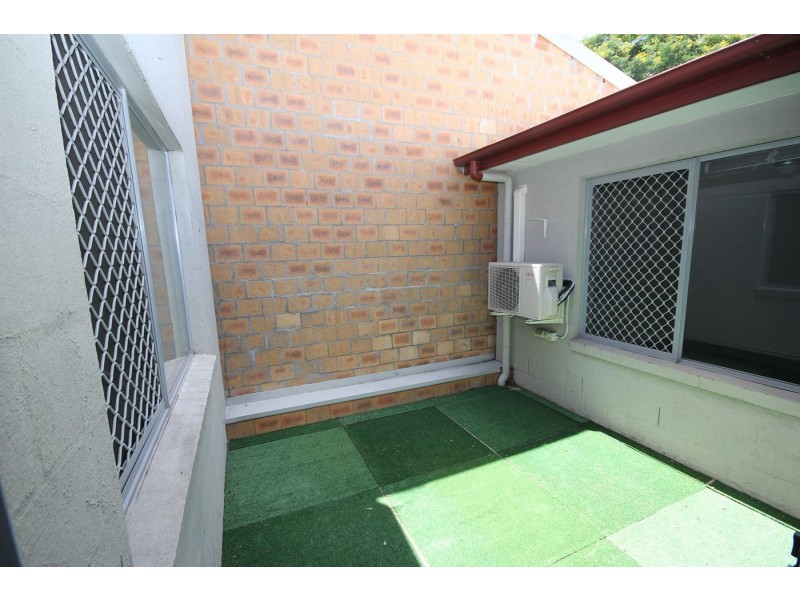 48 William Terrace, Oxley QLD 4075