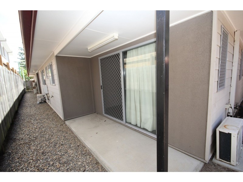 48 William Terrace, Oxley QLD 4075