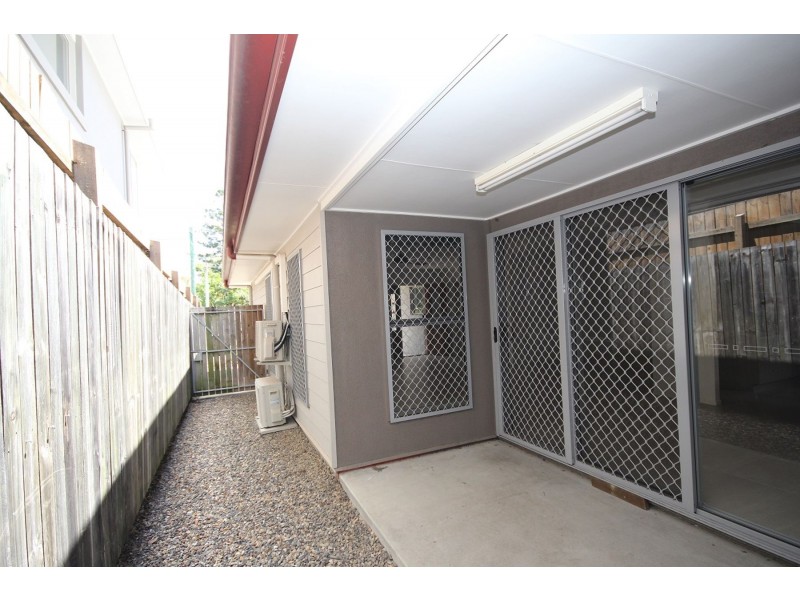 48 William Terrace, Oxley QLD 4075