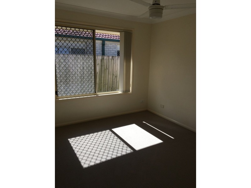 17 Mannix Place, Forest Lake QLD 4078