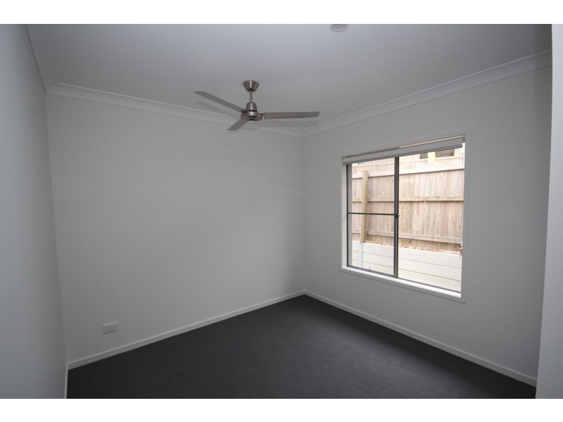 45 Cooper Way, Spring Mountain QLD 4124