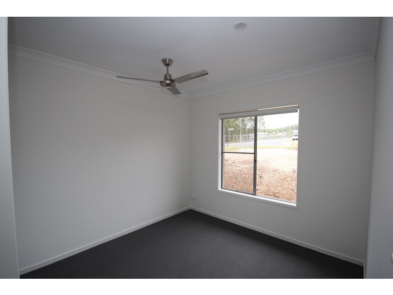 45 Cooper Way, Spring Mountain QLD 4124