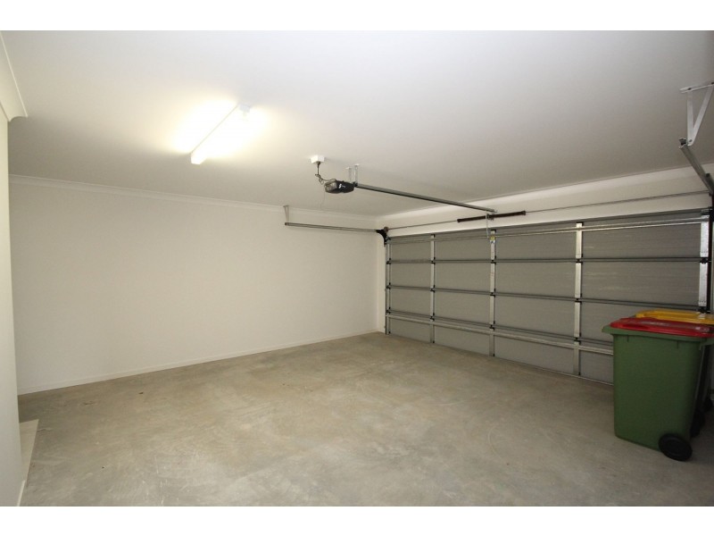 45 Cooper Way, Spring Mountain QLD 4124