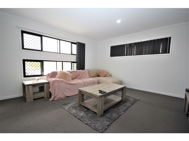 6 Madeira Street, Springfield Lakes QLD 4300
