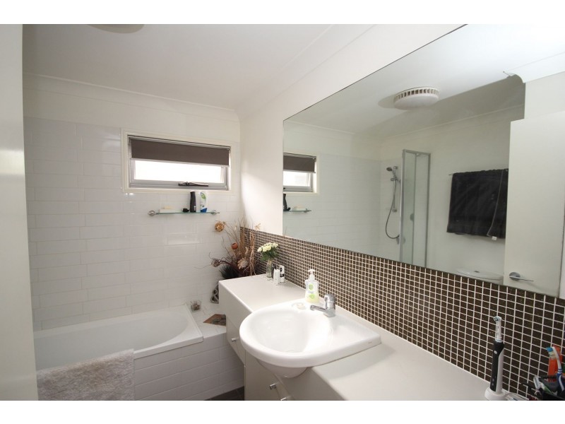 7/99 Brookwater Drive, Brookwater QLD 4300