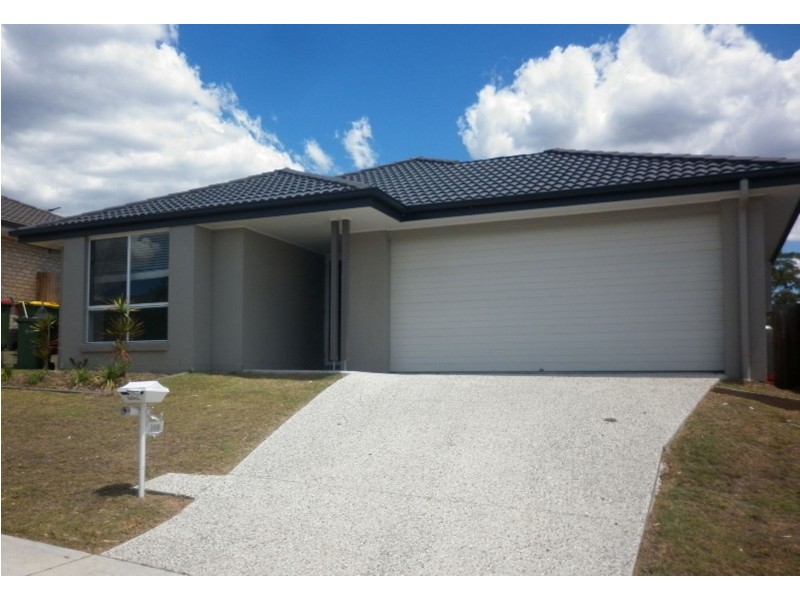 100 Valentine Circuit, Augustine Heights QLD 4300
