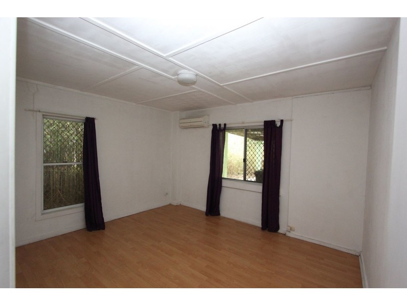 18 Alexander Road, Oxley QLD 4075