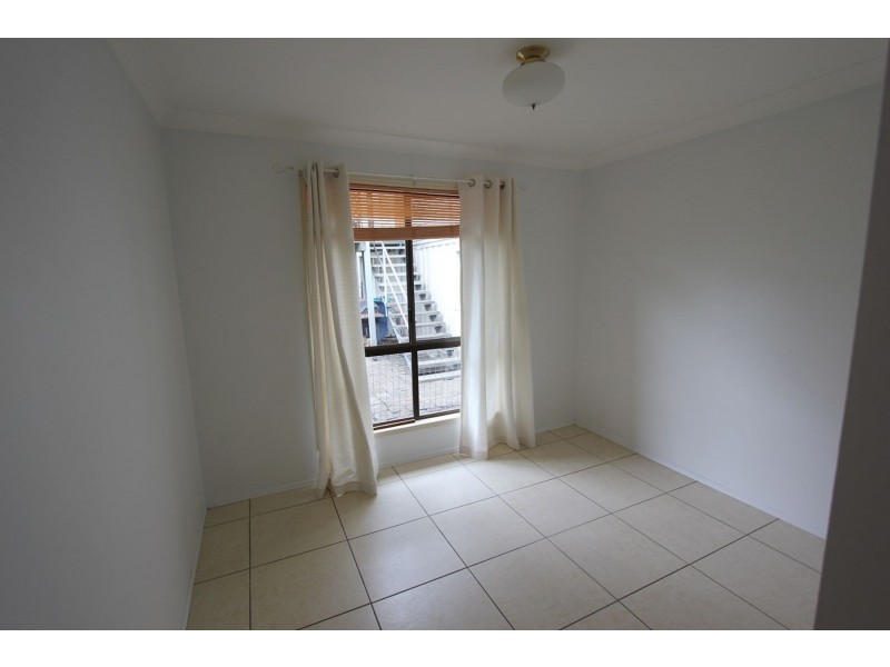 12 Alexander Road, Oxley QLD 4075