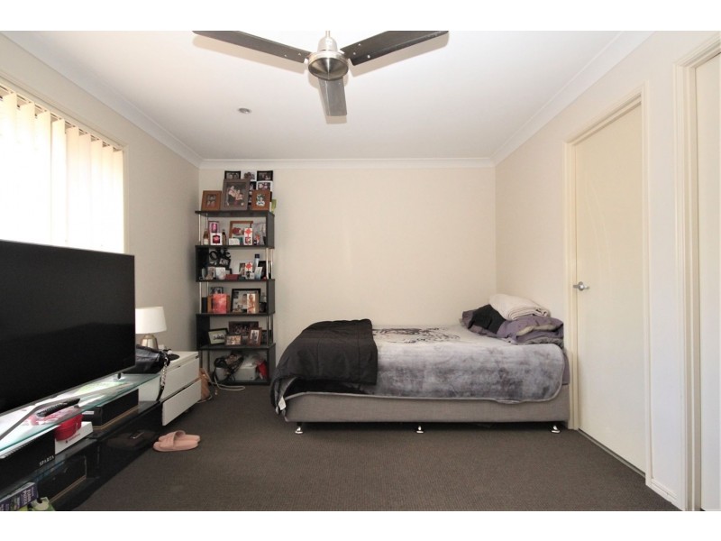 5 Chris, Redbank QLD 4301