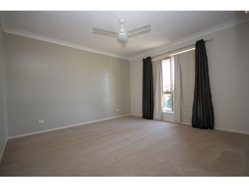 11 Sailboat Way, Springfield Lakes QLD 4300
