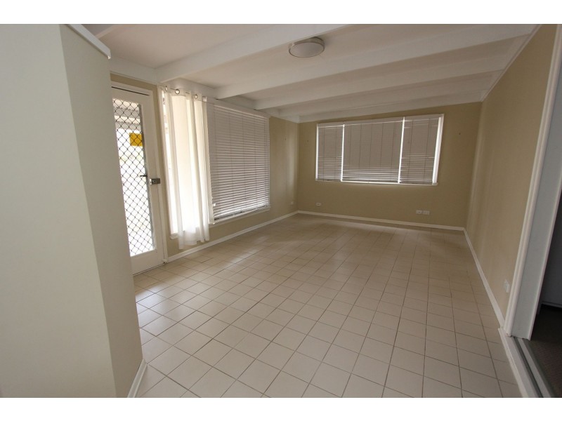 29 Cook Street, Oxley QLD 4075