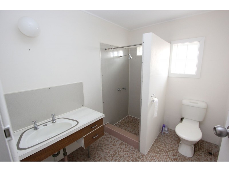 1/10 Lee Road, Darra QLD 4076