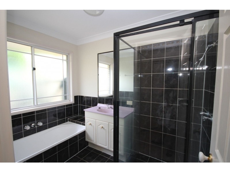 4 Greenway Circuit, Springfield QLD 4300
