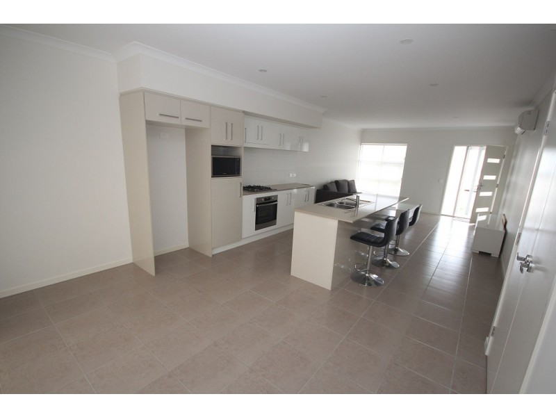 4 Ribbonwood Street, Ripley QLD 4306