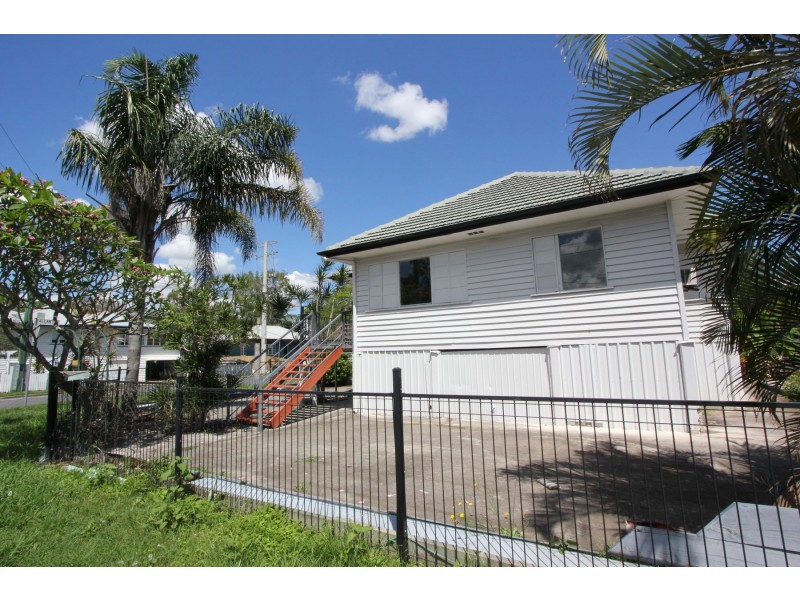 793 Oxley Road, Corinda QLD 4075