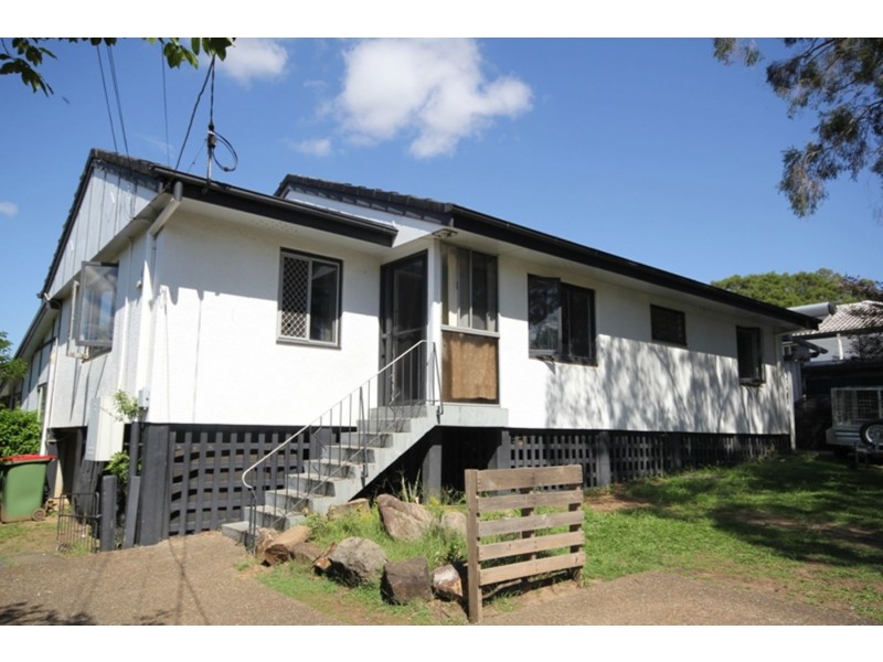8 Linda Street, Goodna QLD 4300