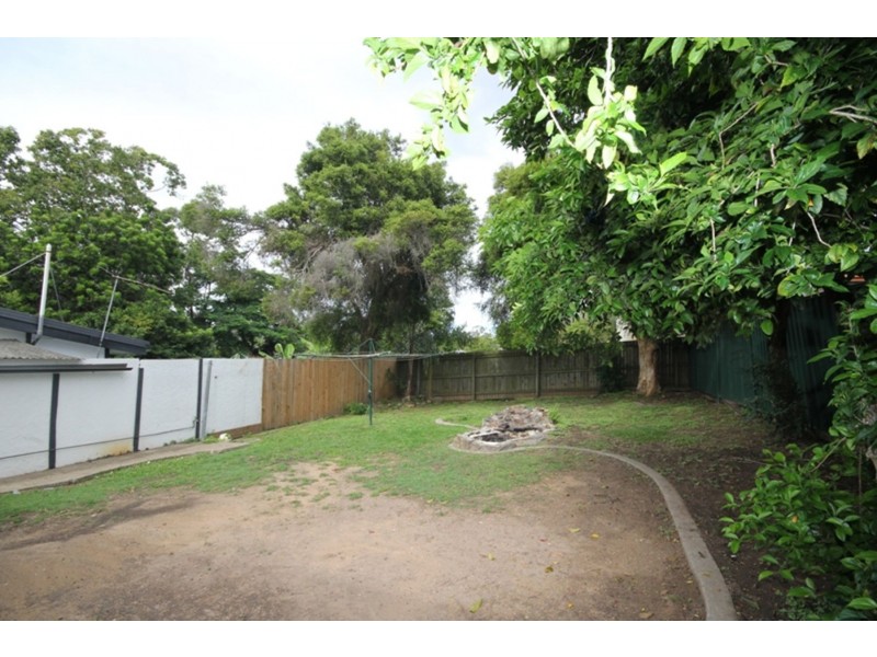 8 Linda Street, Goodna QLD 4300